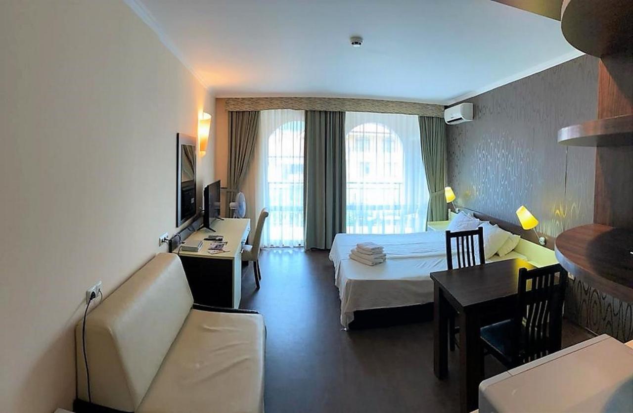 Menada Apartments In Grand Hotel スヴェティ・ヴラス エクステリア 写真